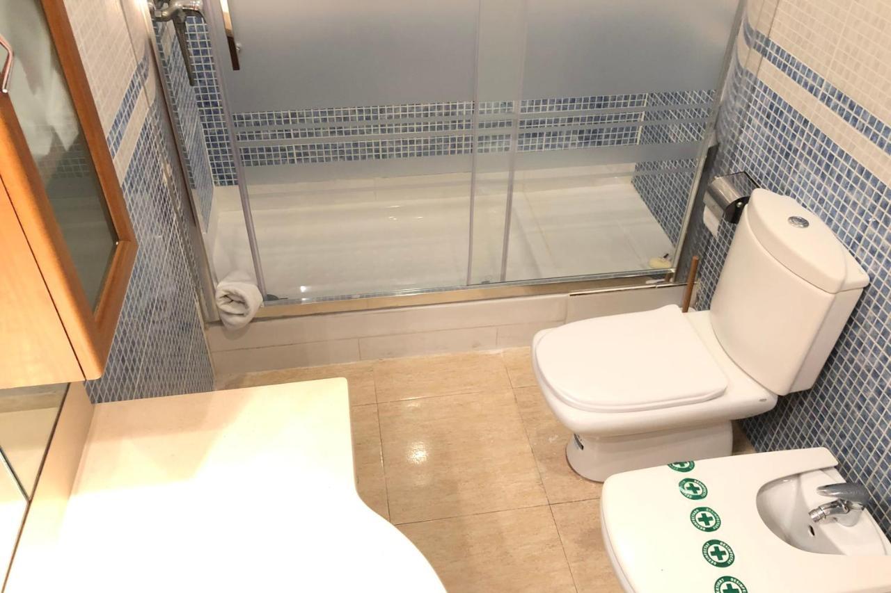 New! Apartment In Sarria Near Metro Barcellona Esterno foto