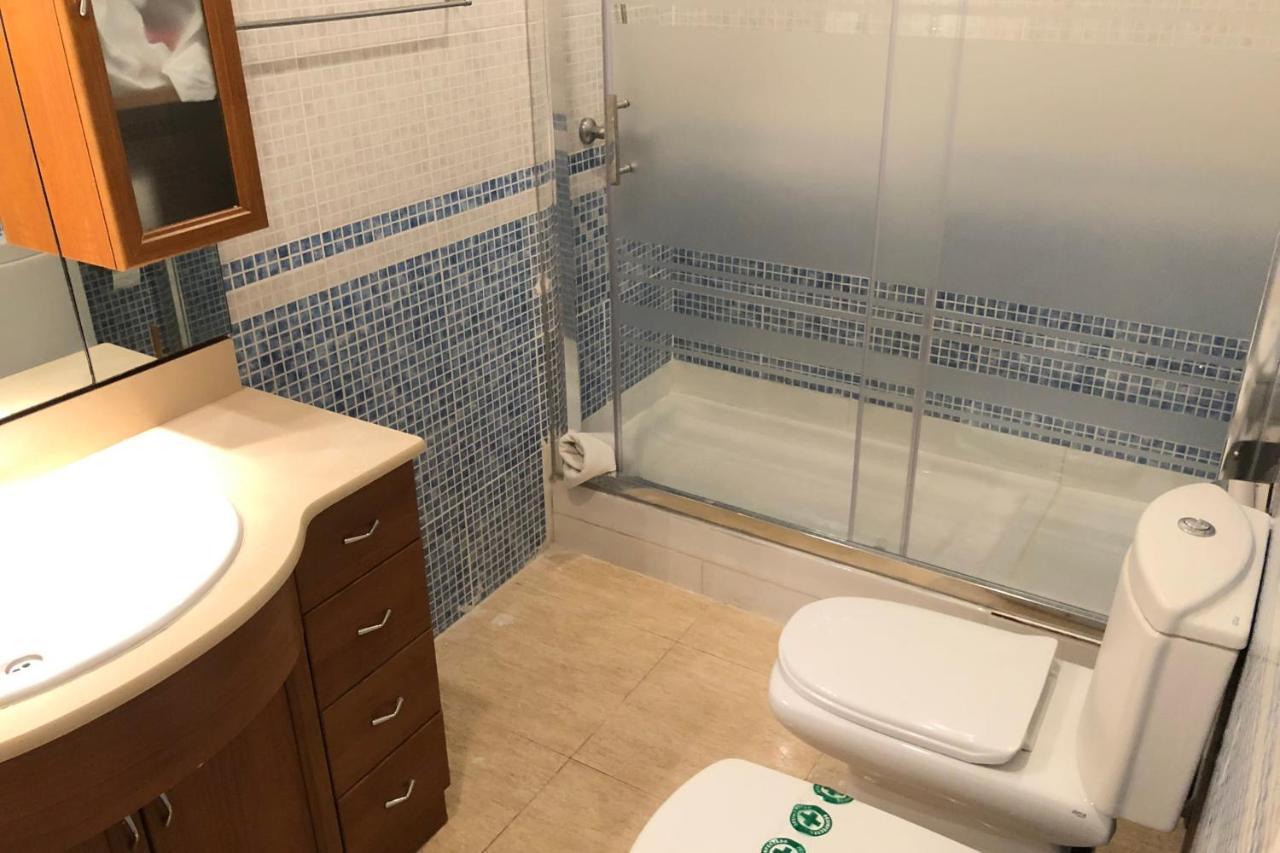 New! Apartment In Sarria Near Metro Barcellona Esterno foto