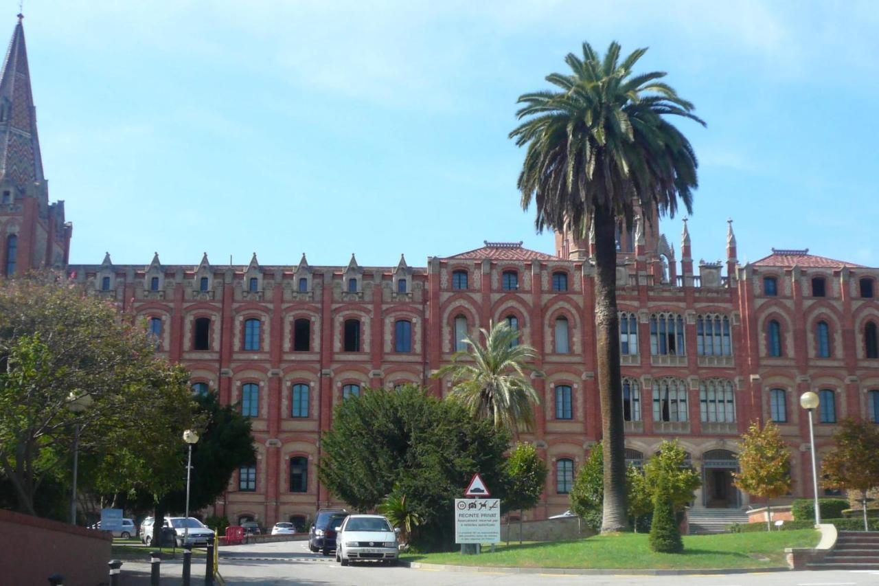 New! Apartment In Sarria Near Metro Barcellona Esterno foto