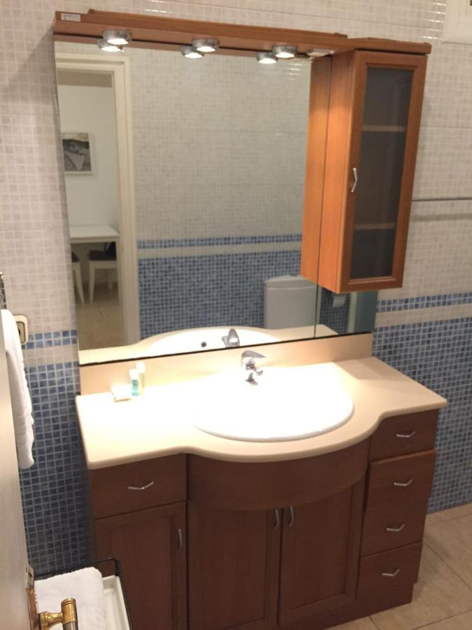 New! Apartment In Sarria Near Metro Barcellona Esterno foto