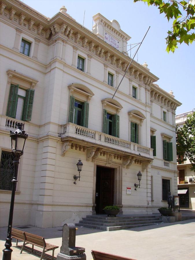 New! Apartment In Sarria Near Metro Barcellona Esterno foto