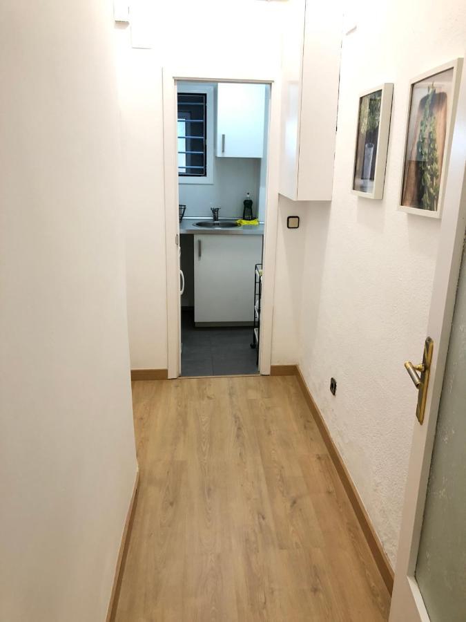 New! Apartment In Sarria Near Metro Barcellona Esterno foto